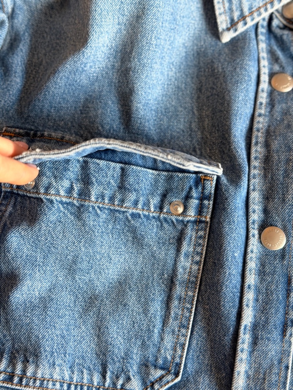 NWT AGOLDE Camryn Denim Shirt Jacket - Picture 8 of 11